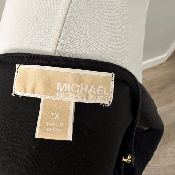 Michael Kors Gold Shoulder Zipper Top - Picture 5 of 11